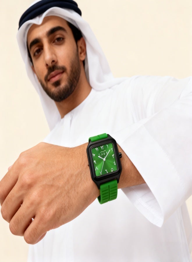 صبر ساعة مربّعة بأرقام عربية للجنسين – كوارتز ياباني، تصميم بسيط، سوار سيليكون مع مشبك مغناطيسي، مقاومة للماء 30 متر - Image 2